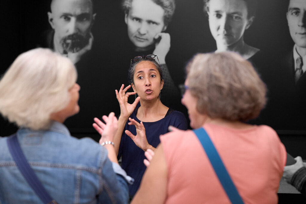 Visite en langue des signe au Musée Curie